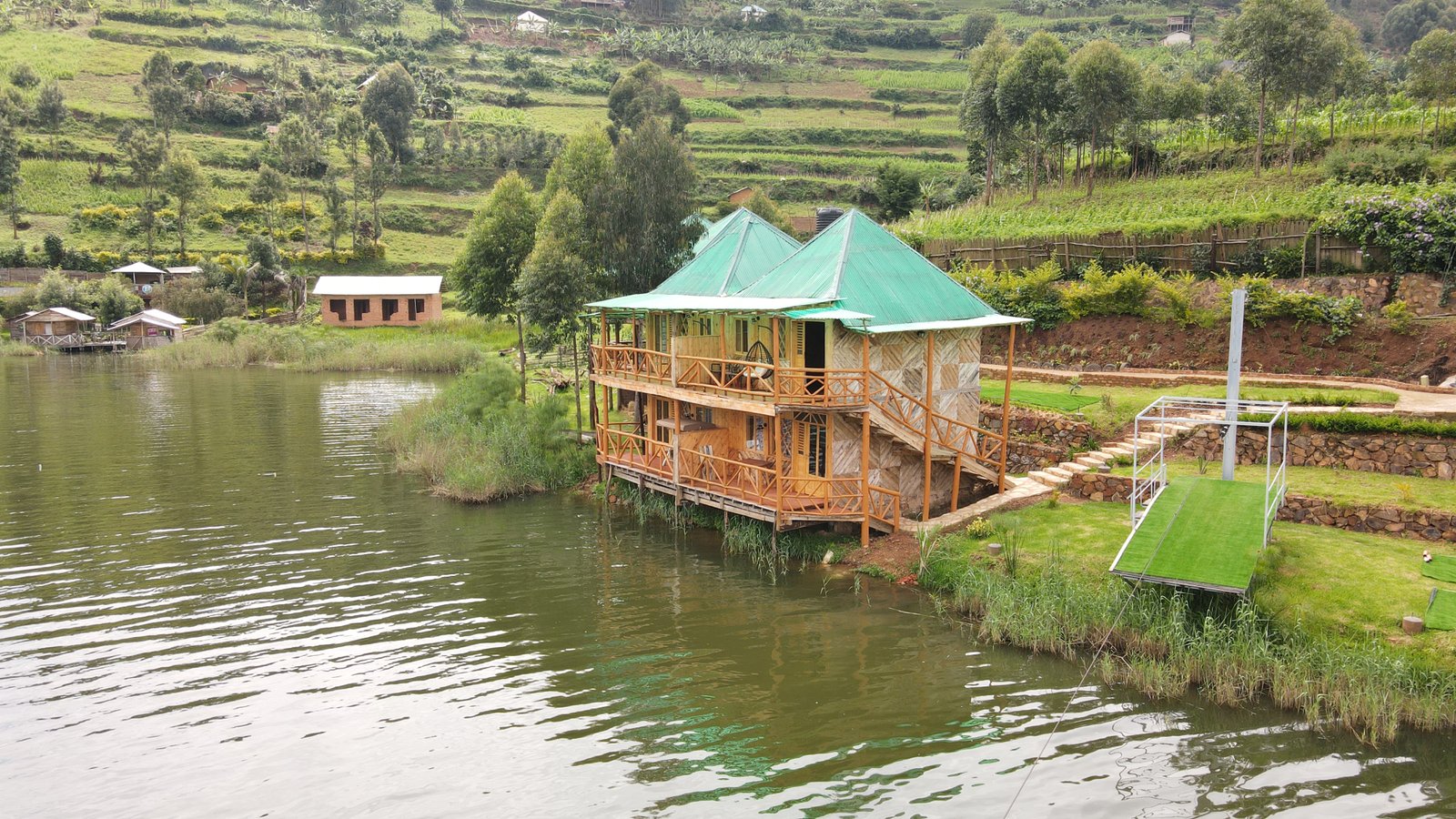 Deluxe Cottages
